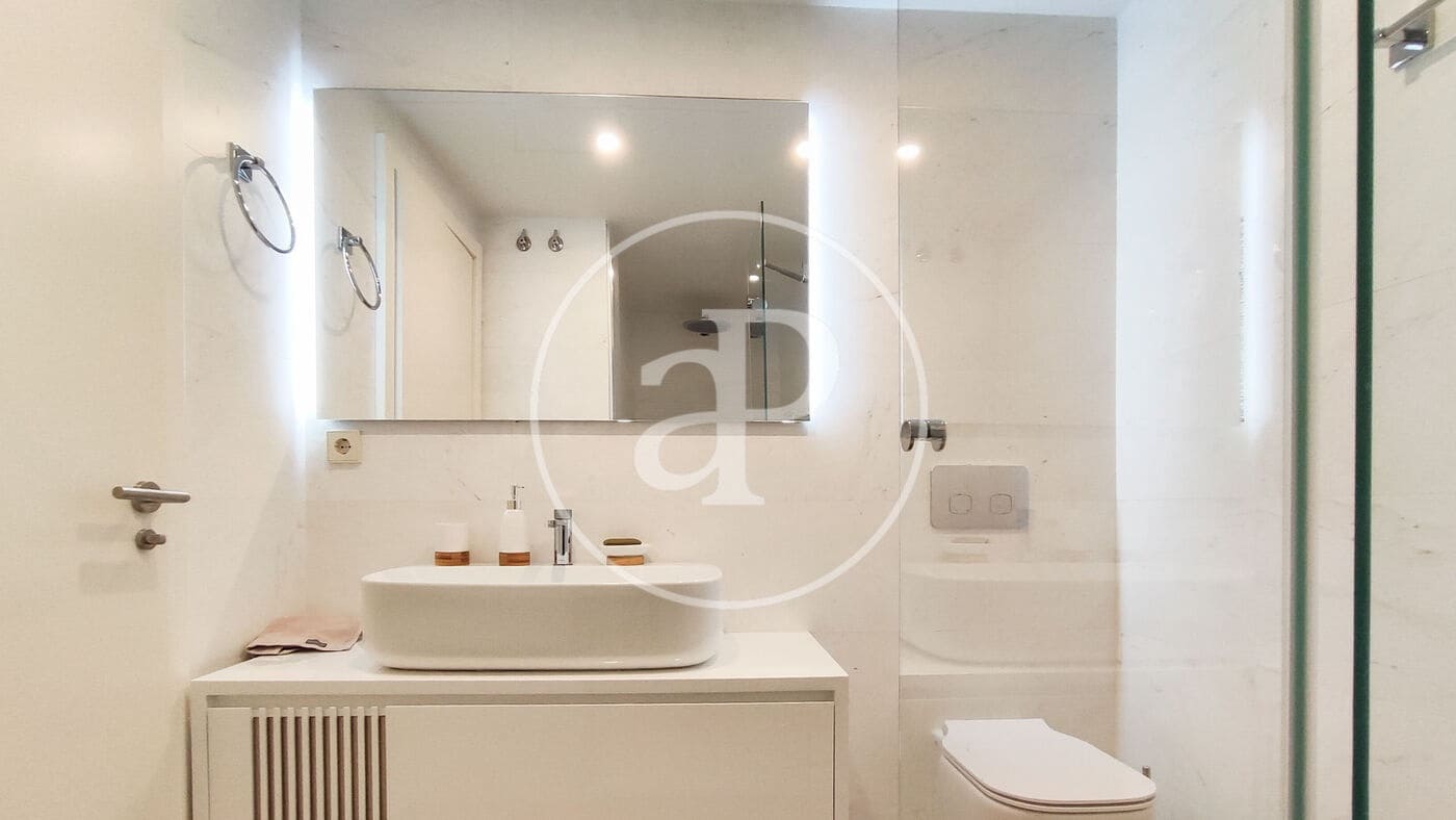 3 soveværelse Lejlighed til salg i Valencia by med swimmingpool - € 990.000 (Ref: 9075181)