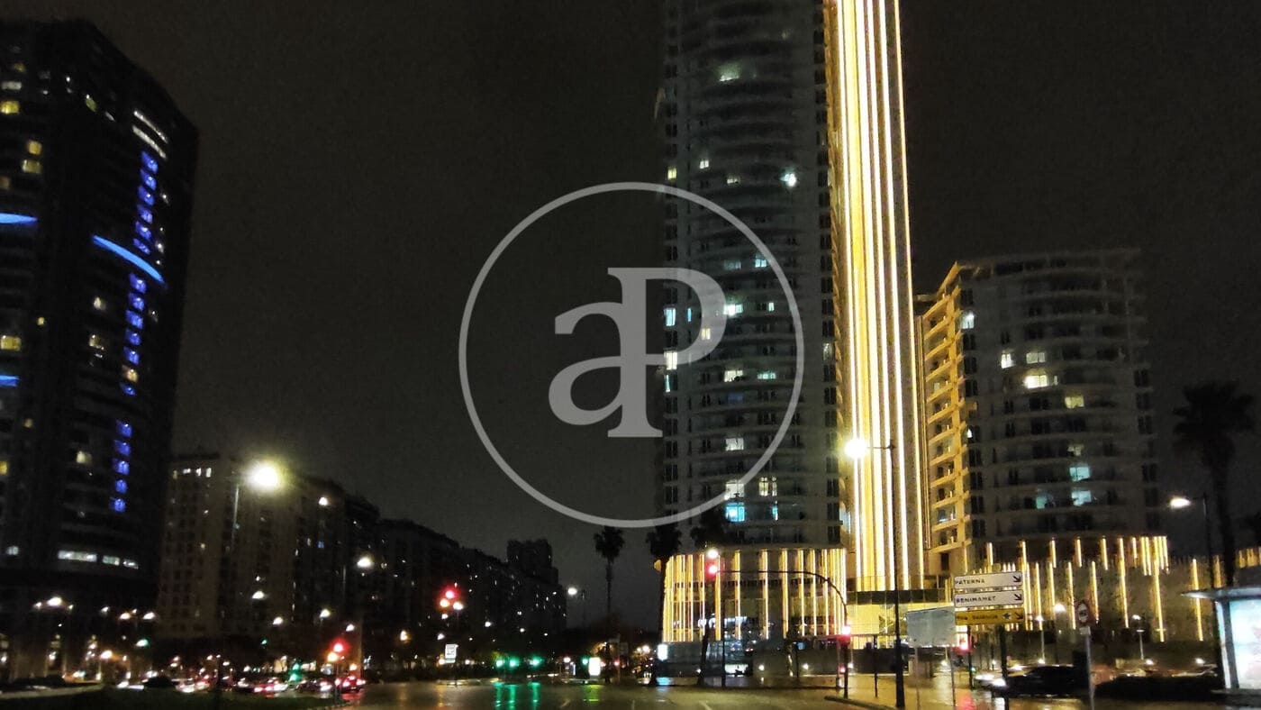 3 soveværelse Lejlighed til salg i Valencia by med swimmingpool - € 990.000 (Ref: 9075181)