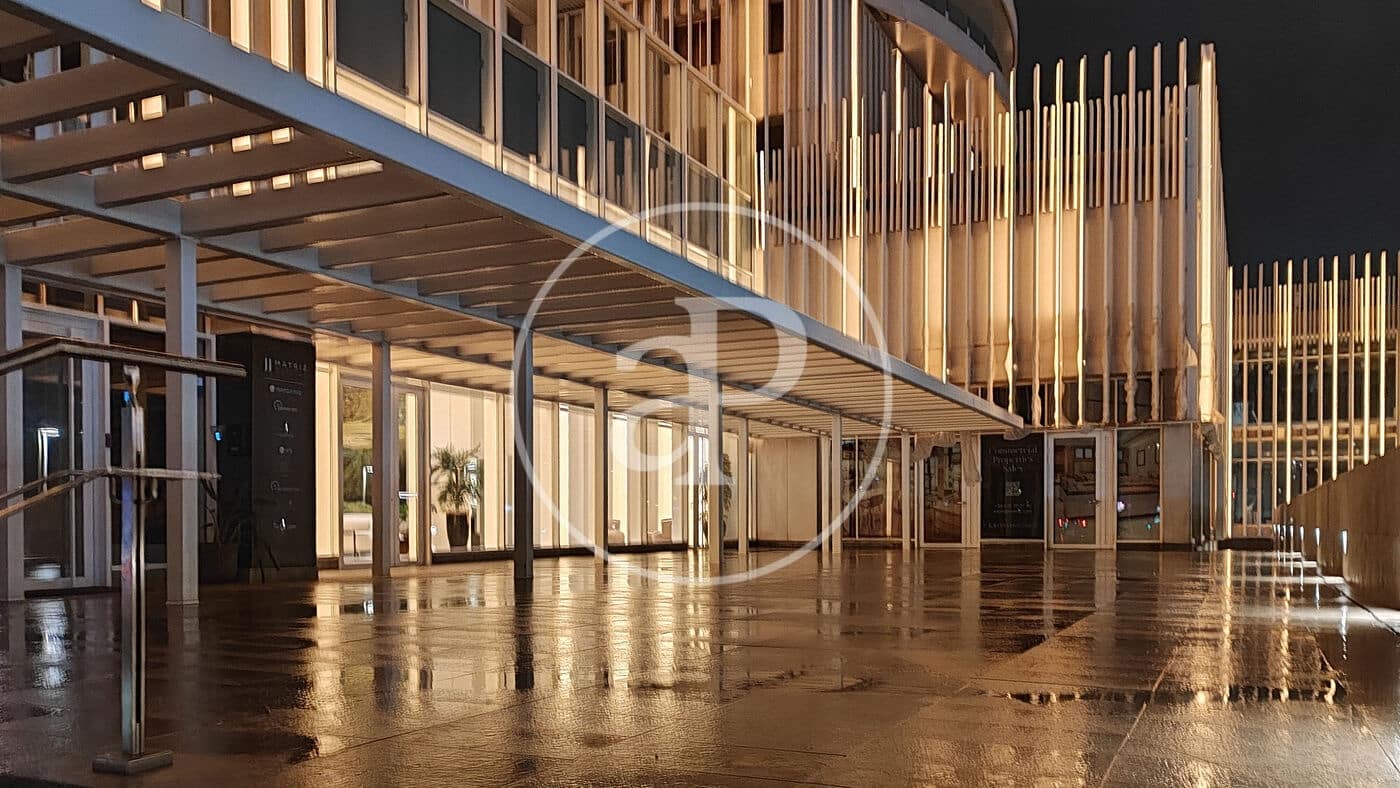 3 soveværelse Lejlighed til salg i Valencia by med swimmingpool - € 990.000 (Ref: 9075181)