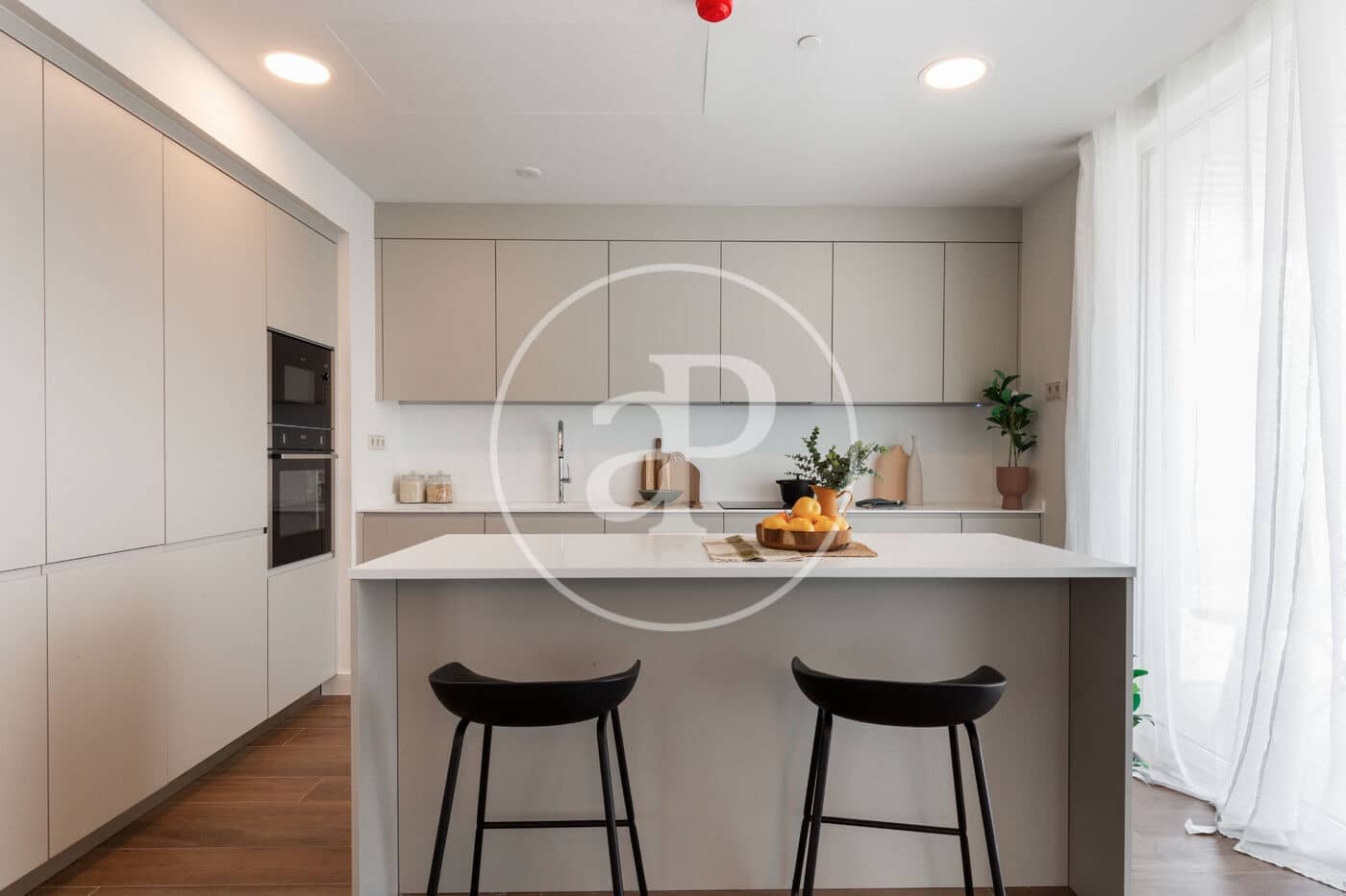 3 sypialnia Apartament na sprzedaż w Miasto Walencja z basenem - 1 720 000 € (Ref: 9075182)