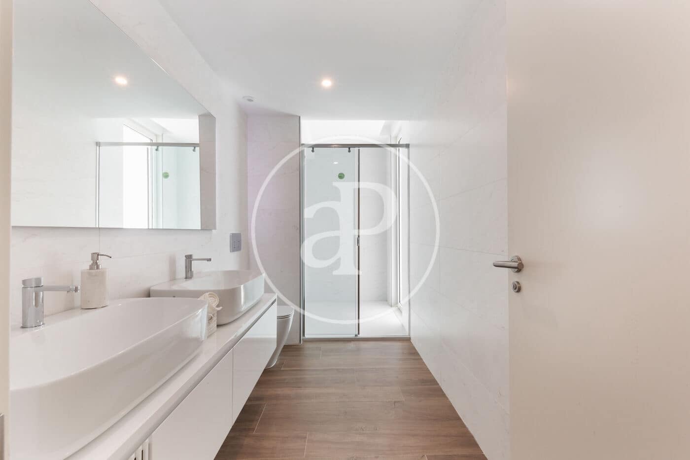 3 sypialnia Apartament na sprzedaż w Miasto Walencja z basenem - 1 720 000 € (Ref: 9075182)