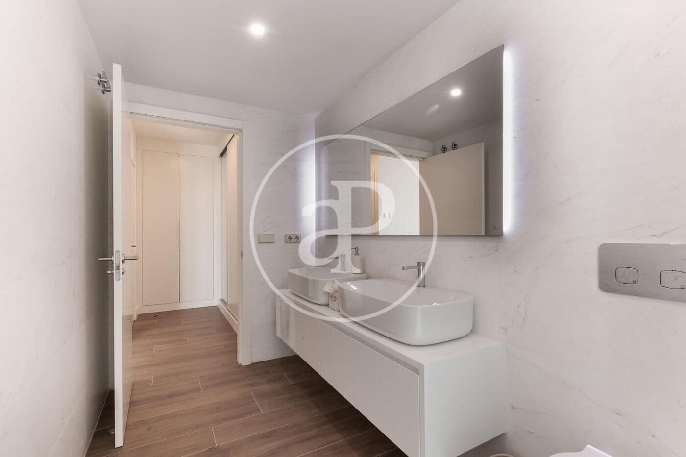 3 sypialnia Apartament na sprzedaż w Miasto Walencja z basenem - 1 720 000 € (Ref: 9075182)