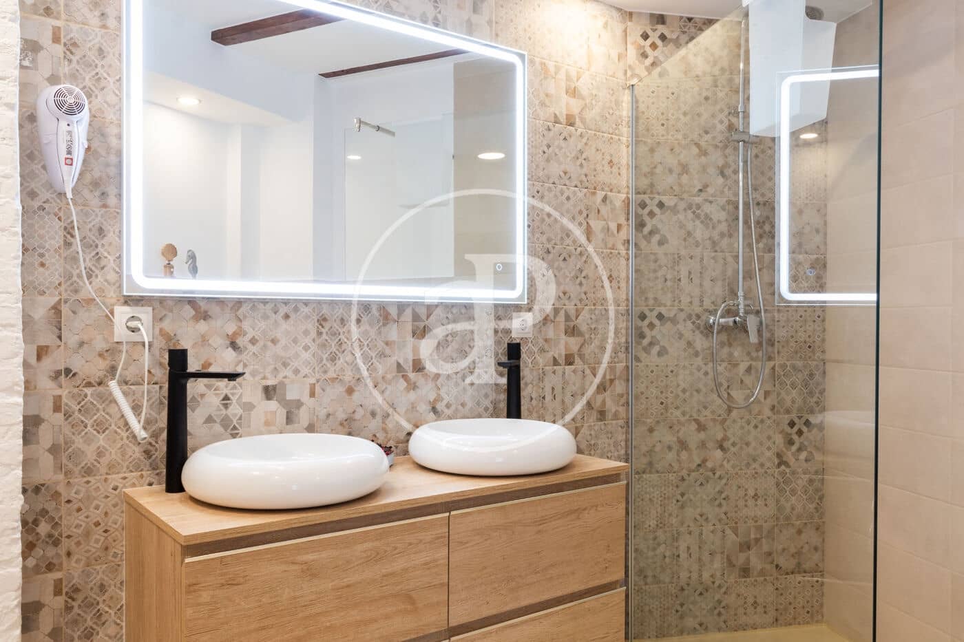 3 slaapkamer Appartement te koop in Valencia stad - € 800.000 (Ref: 9075187)