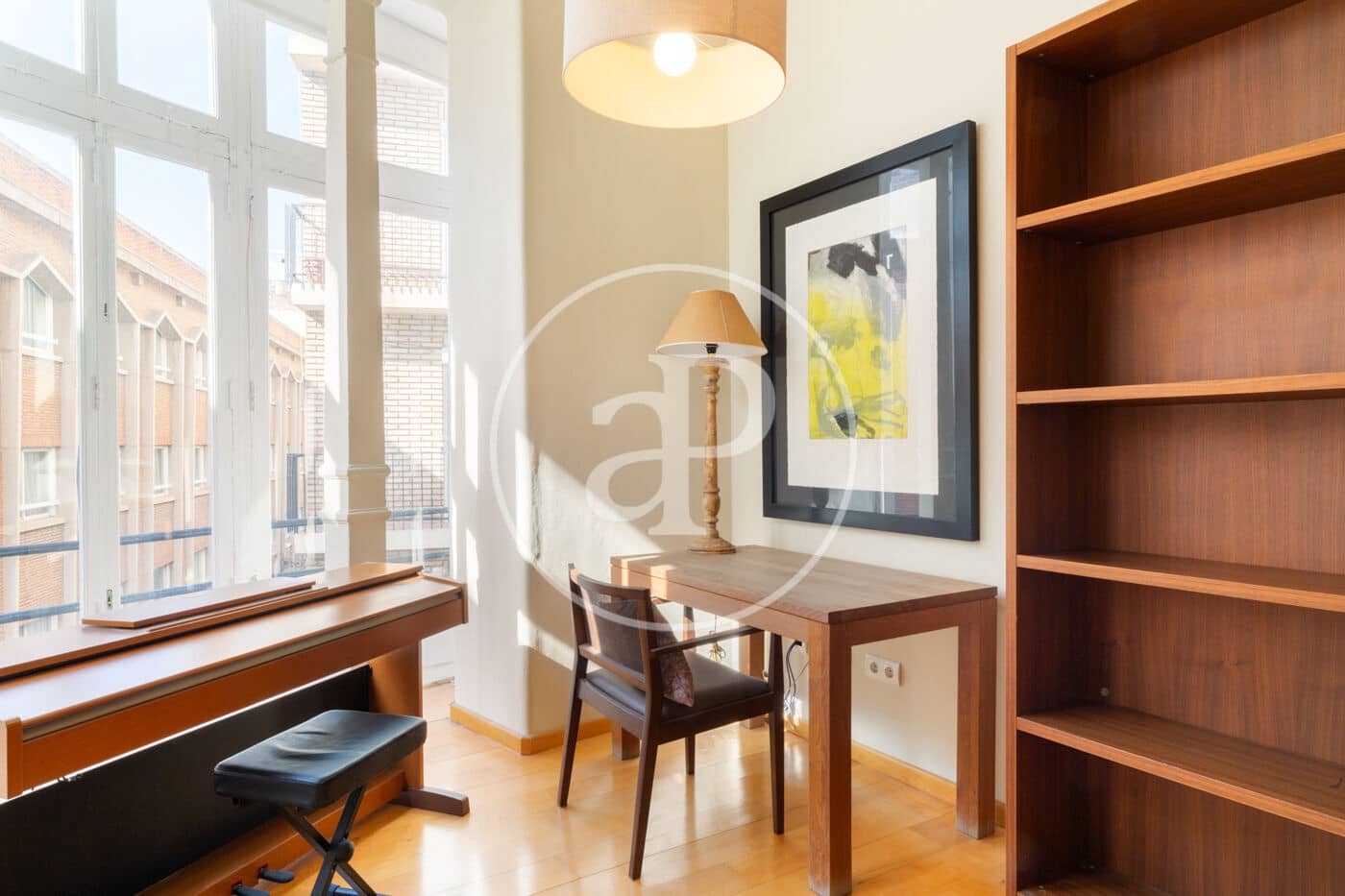3 quarto Apartamento para arrendar em Valencia cidade - 3 600 € (Ref: 9075188)