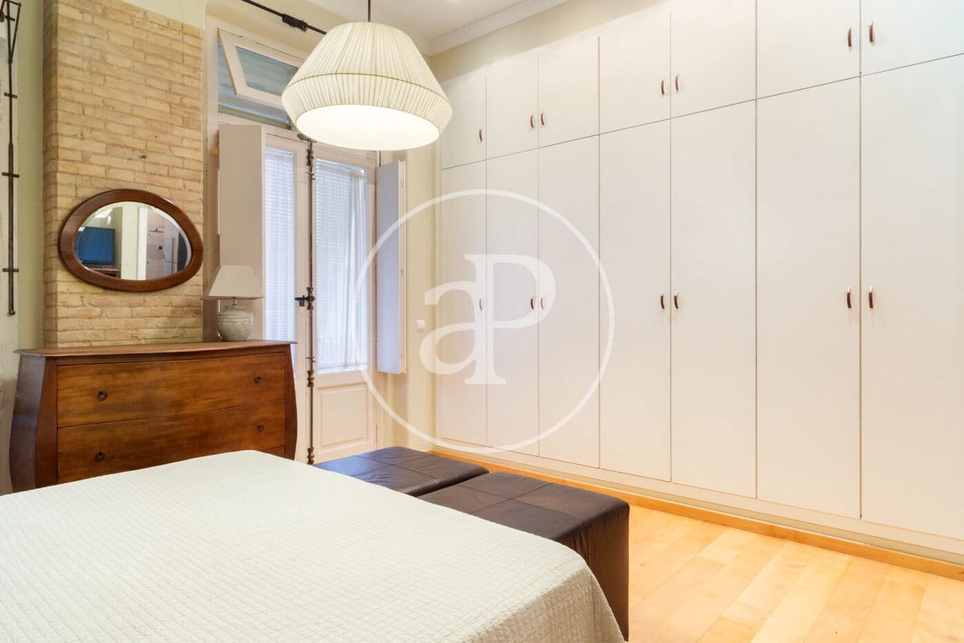 3 quarto Apartamento para arrendar em Valencia cidade - 3 600 € (Ref: 9075188)