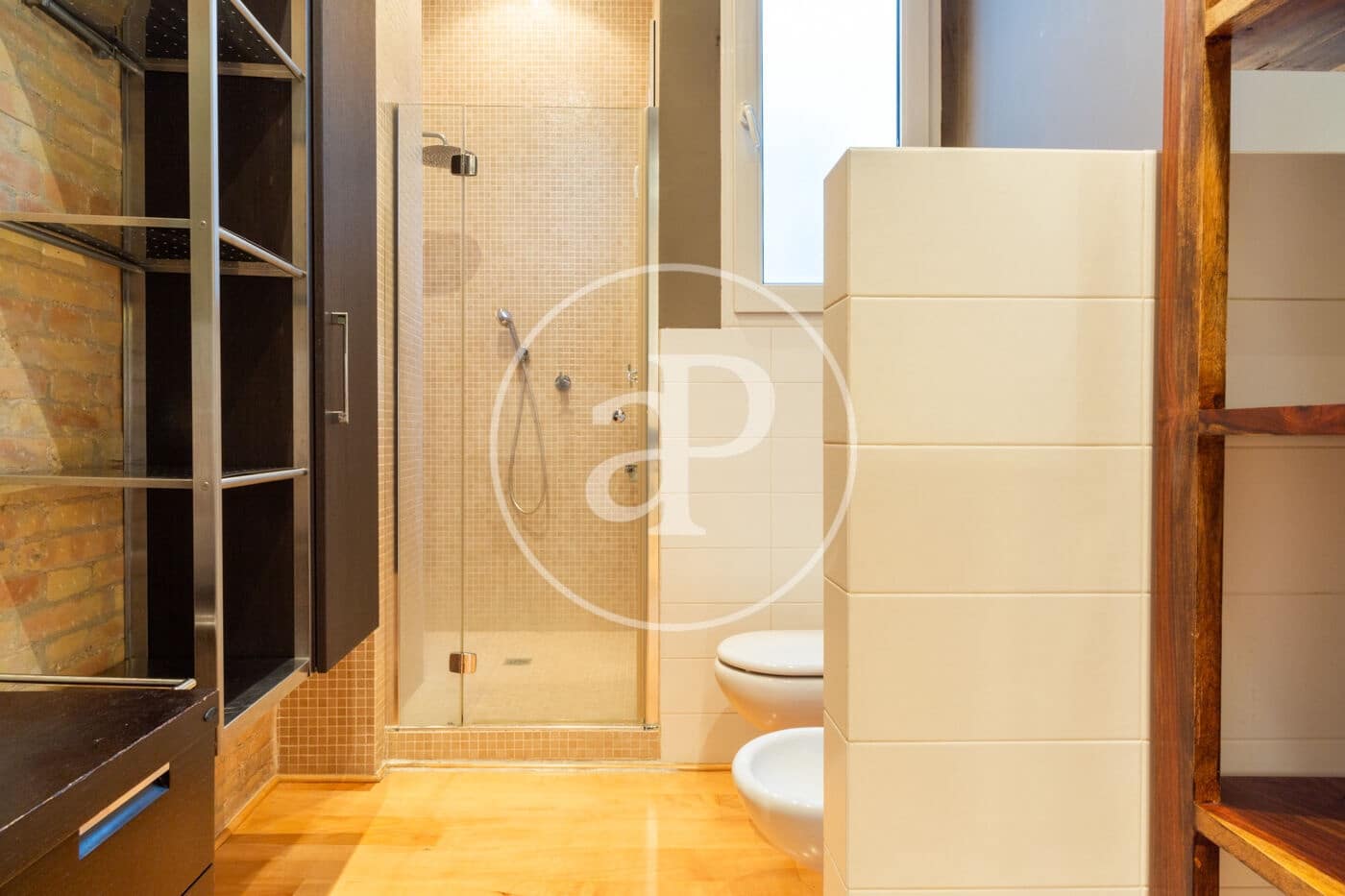 3 quarto Apartamento para arrendar em Valencia cidade - 3 600 € (Ref: 9075188)