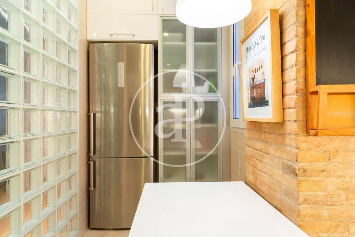 3 quarto Apartamento para arrendar em Valencia cidade - 3 600 € (Ref: 9075188)