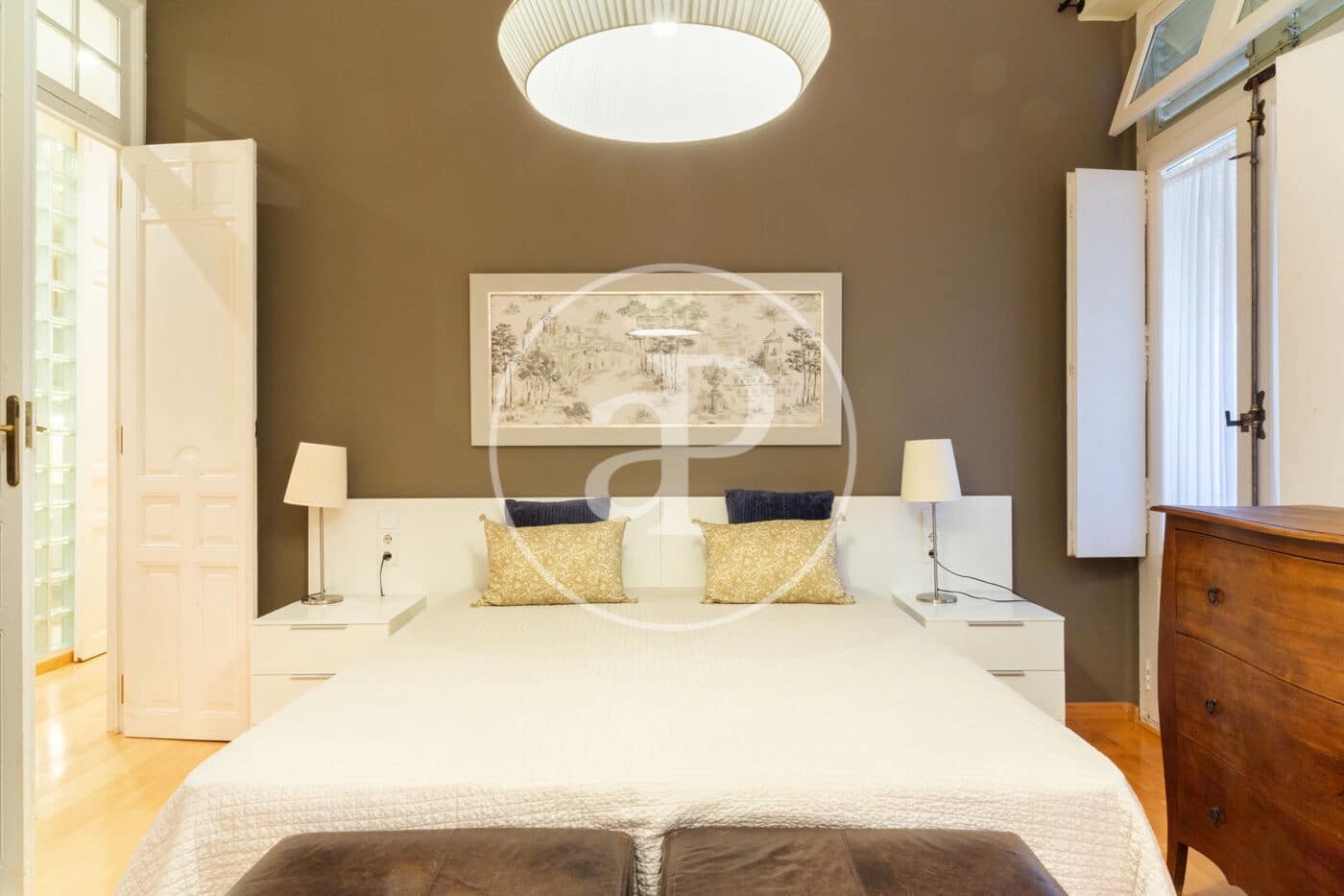 3 quarto Apartamento para arrendar em Valencia cidade - 3 600 € (Ref: 9075188)
