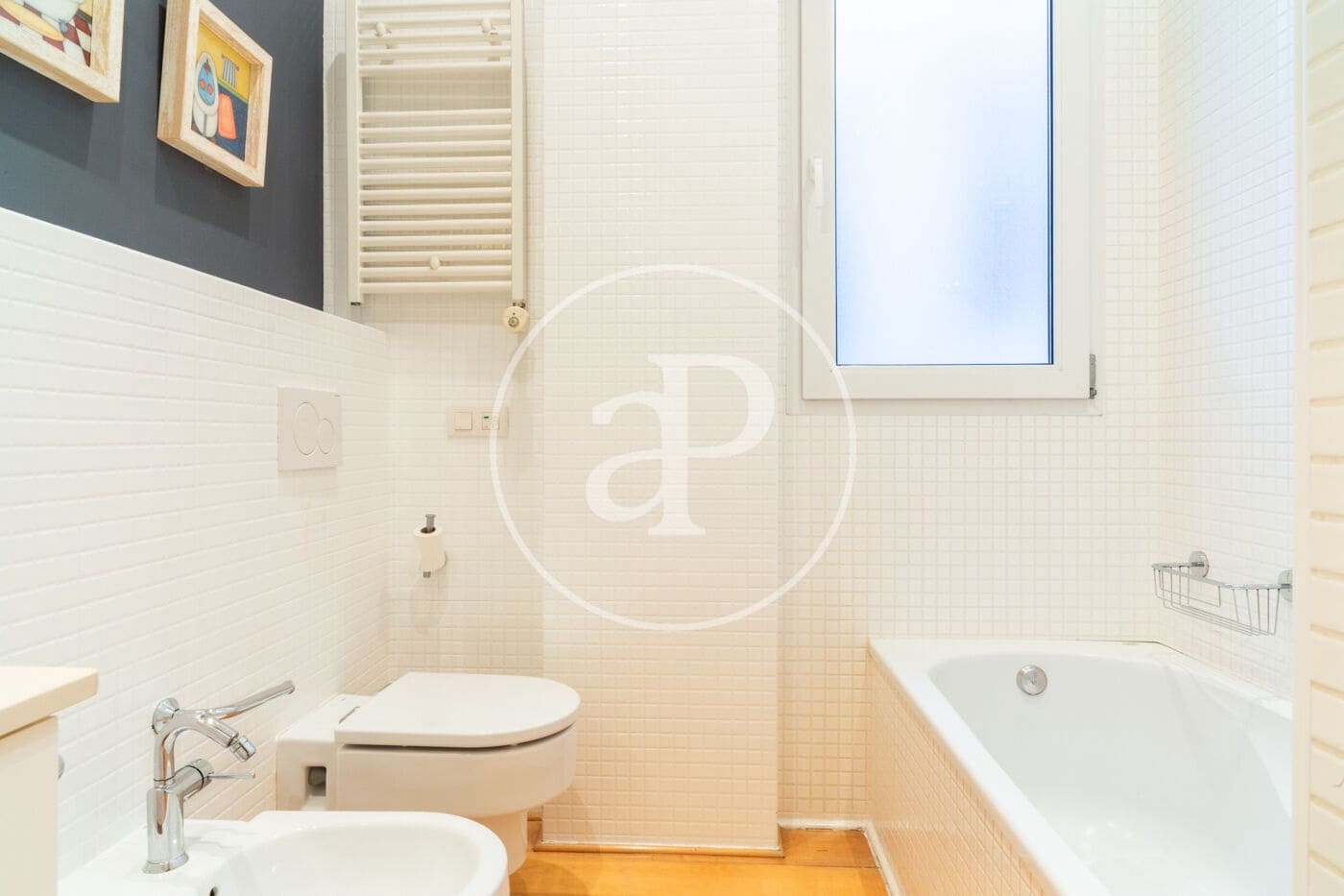 3 quarto Apartamento para arrendar em Valencia cidade - 3 600 € (Ref: 9075188)