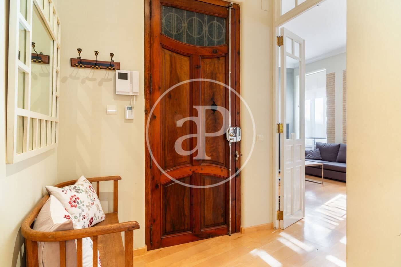 3 quarto Apartamento para arrendar em Valencia cidade - 3 600 € (Ref: 9075188)