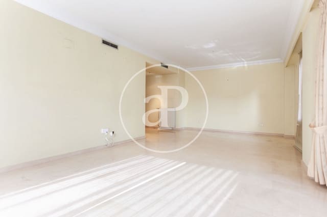 4 soveværelse Lejlighed til salg i Albors, Valencia by - € 510.000 (Ref: 9075190)