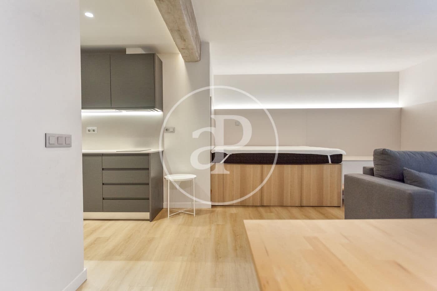 1 slaapkamer Villa te huur in Valencia stad - € 1.200 (Ref: 9078287)