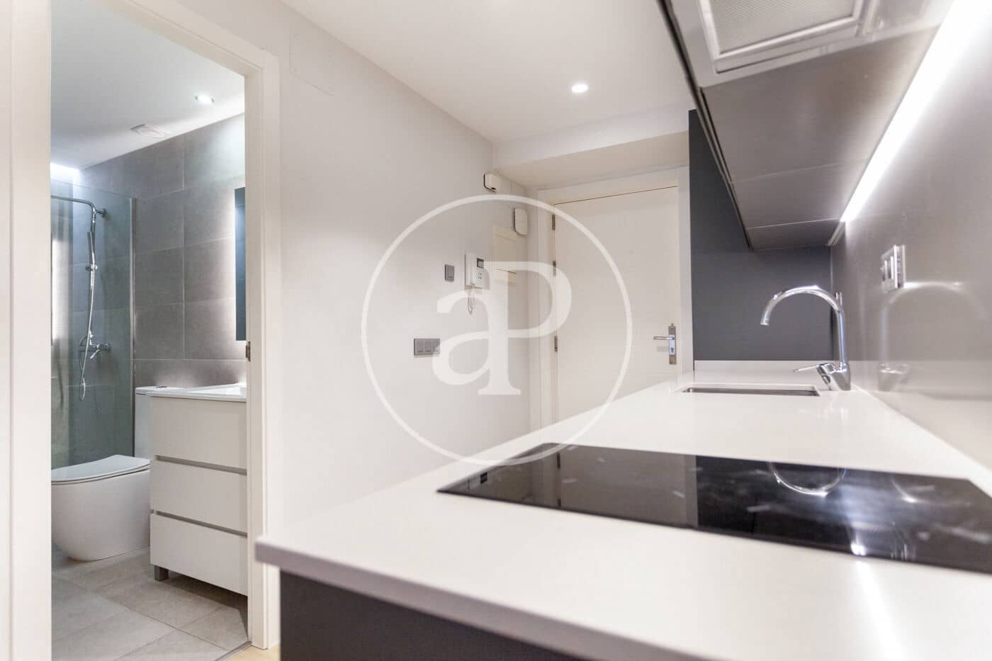 1 slaapkamer Villa te huur in Valencia stad - € 1.200 (Ref: 9078287)