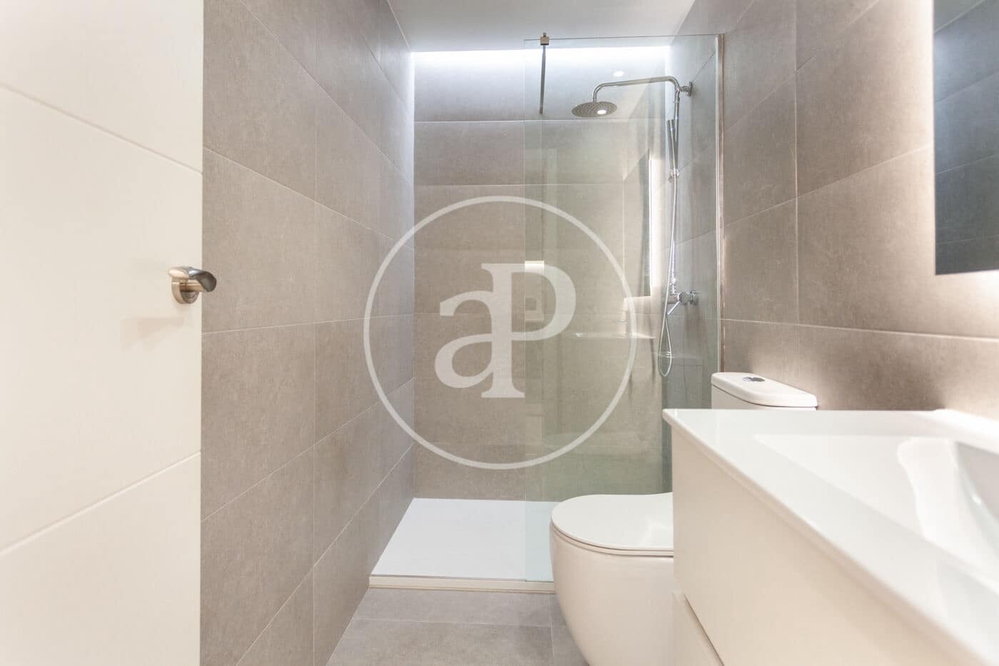 1 slaapkamer Villa te huur in Valencia stad - € 1.200 (Ref: 9078287)