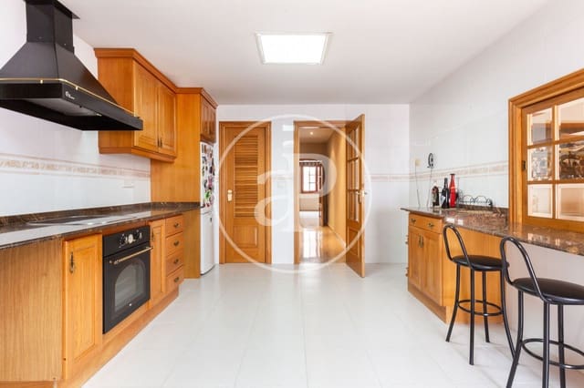 5 soverom Villa til salgs i Benetússer - € 550 000 (Ref: 9081813)