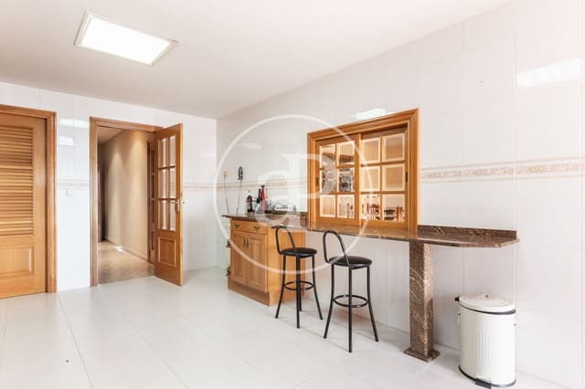 5 soverom Villa til salgs i Benetússer - € 550 000 (Ref: 9081813)