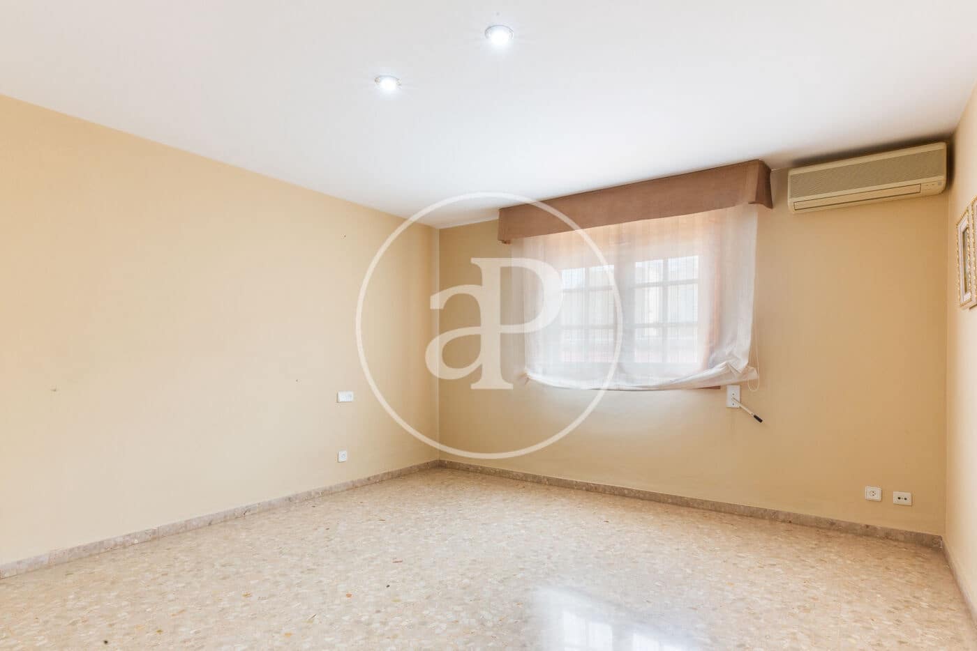 5 chambre Villa/Maison à vendre à Benetusser - 550 000 € (Ref: 9081813)