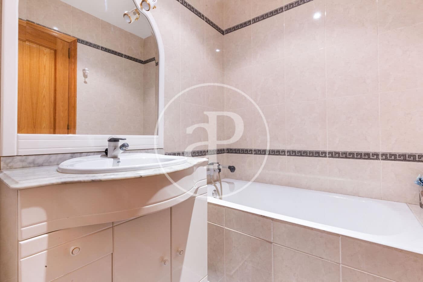 5 chambre Villa/Maison à vendre à Benetusser - 550 000 € (Ref: 9081813)