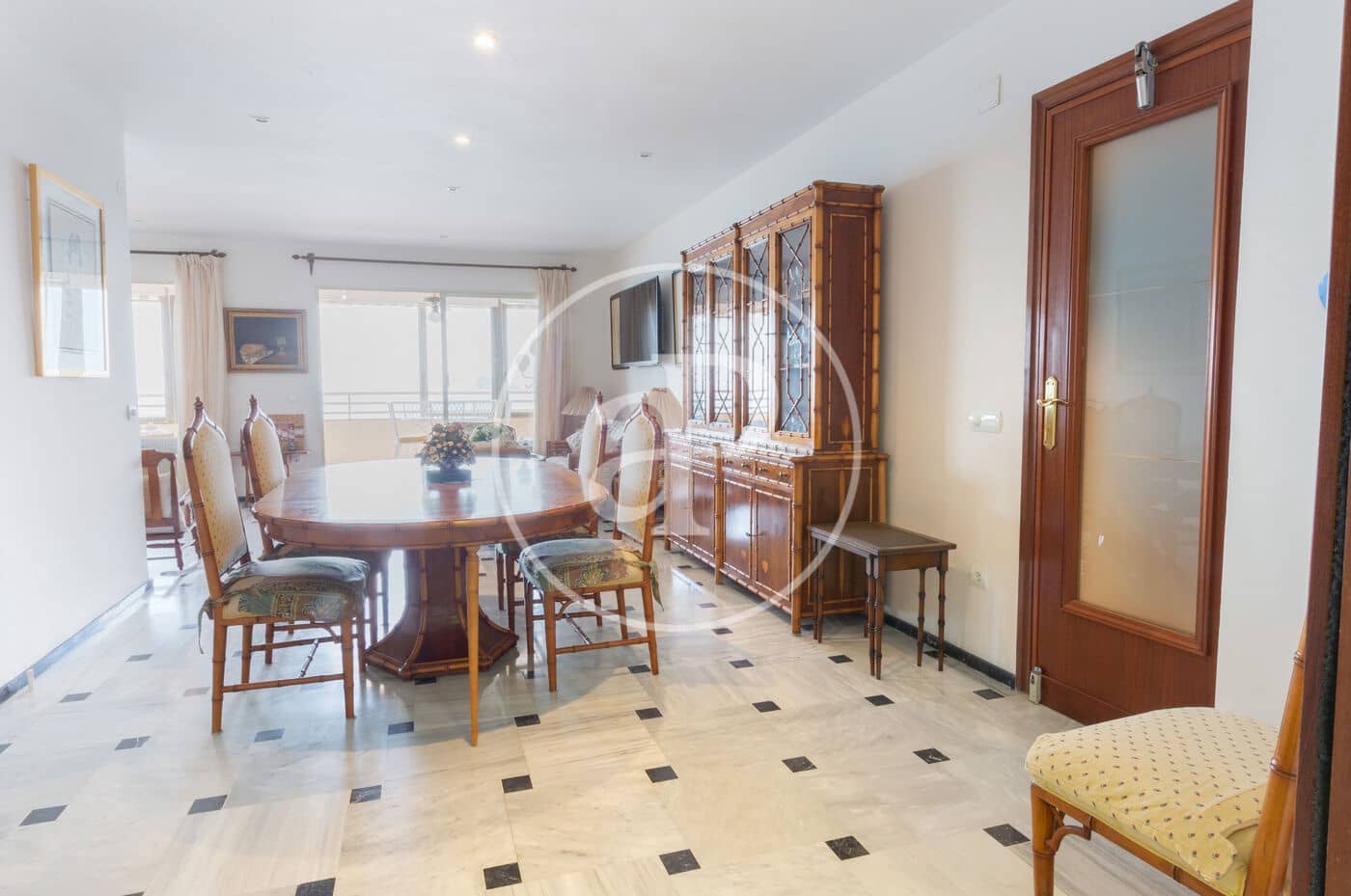 6 soveværelse Lejlighed til salg i Benidorm med swimmingpool - € 900.000 (Ref: 9081816)