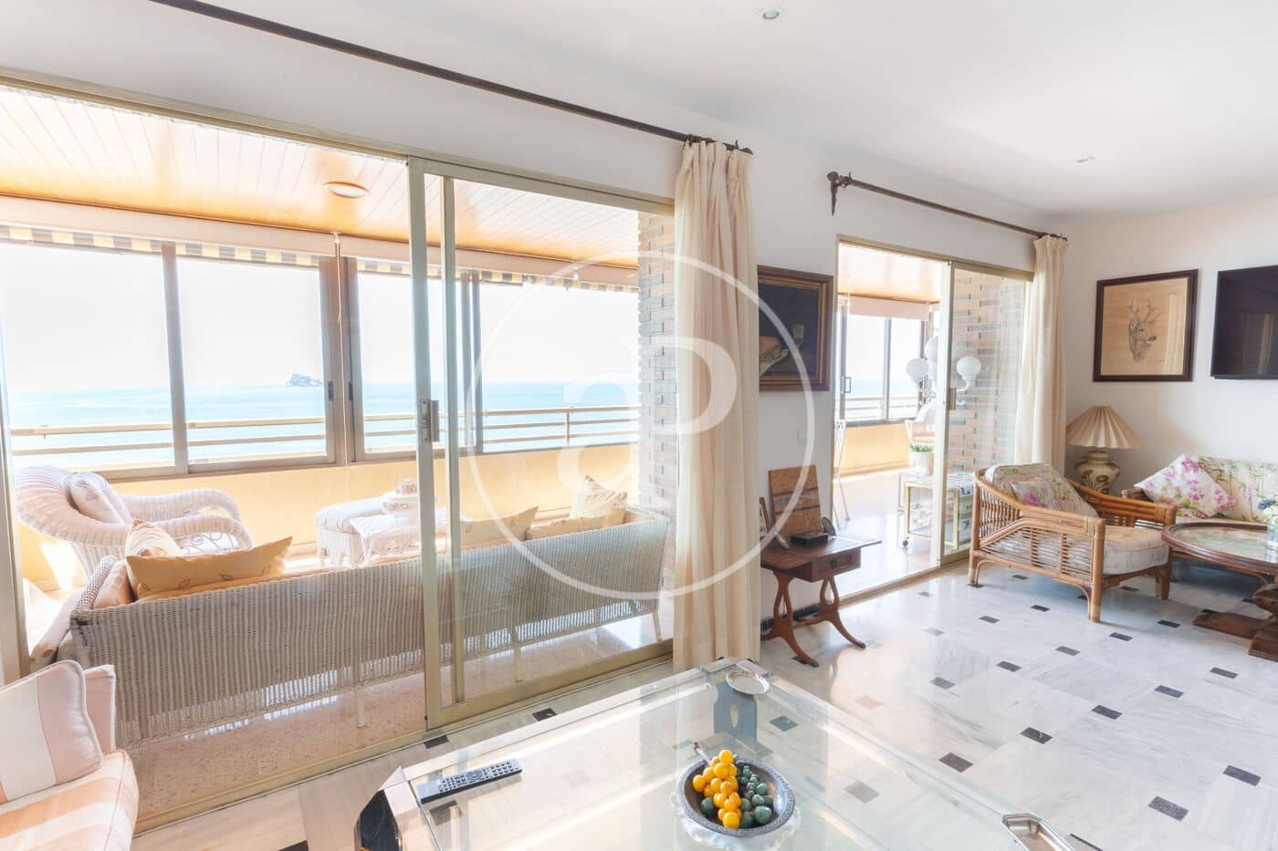 6 soveværelse Lejlighed til salg i Benidorm med swimmingpool - € 900.000 (Ref: 9081816)