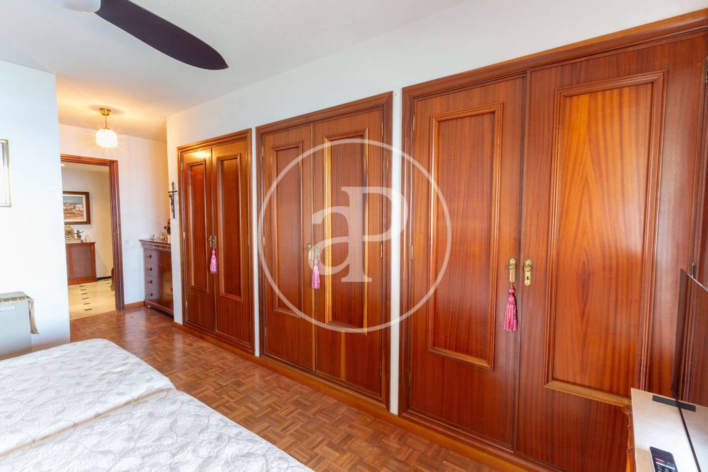 6 soveværelse Lejlighed til salg i Benidorm med swimmingpool - € 900.000 (Ref: 9081816)