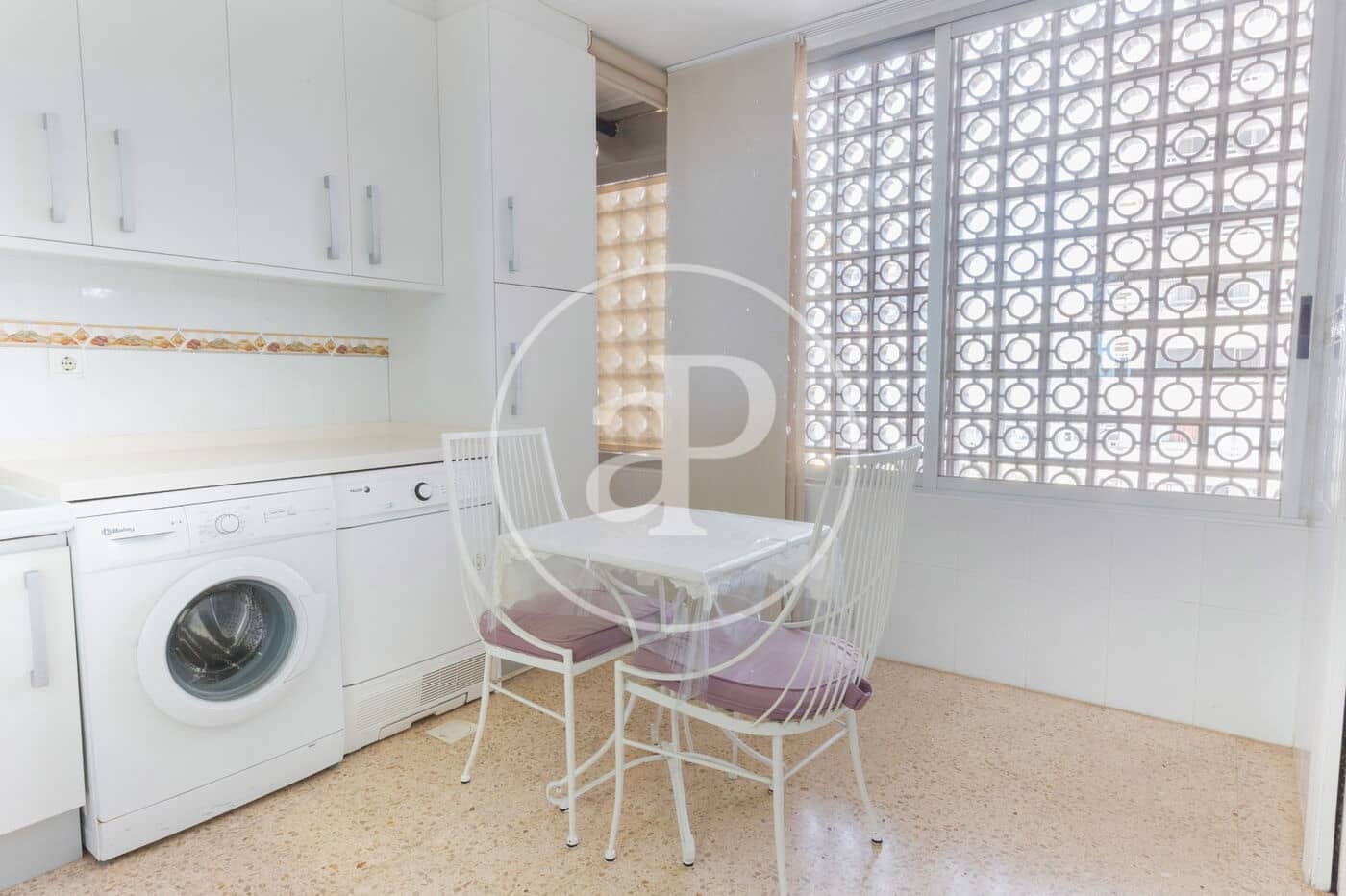 6 soveværelse Lejlighed til salg i Benidorm med swimmingpool - € 900.000 (Ref: 9081816)