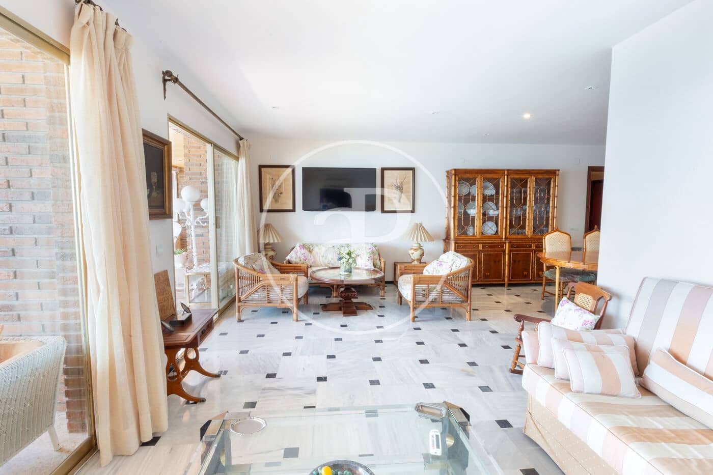 6 soveværelse Lejlighed til salg i Benidorm med swimmingpool - € 900.000 (Ref: 9081816)