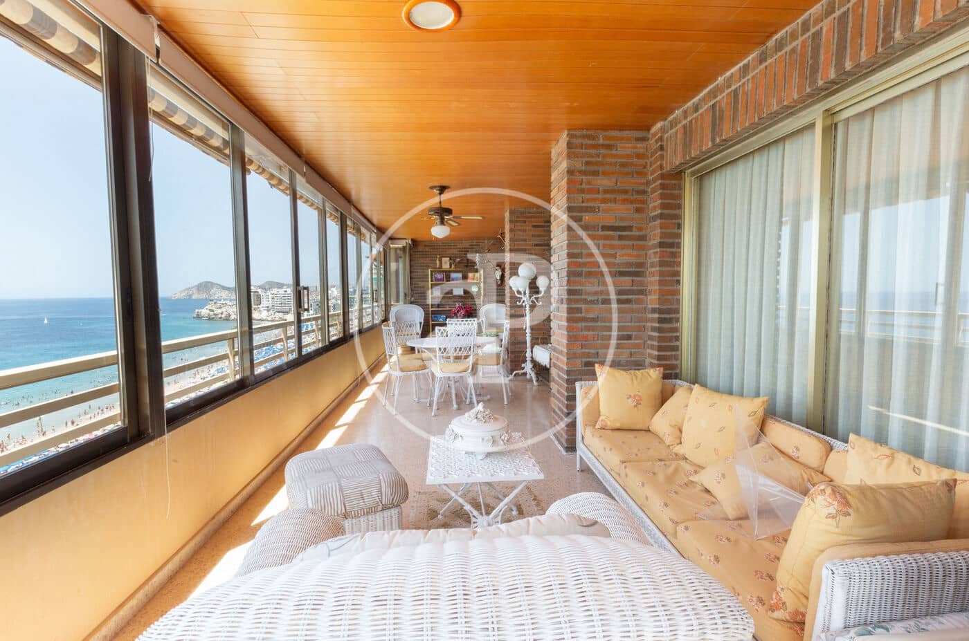 6 soveværelse Lejlighed til salg i Benidorm med swimmingpool - € 900.000 (Ref: 9081816)