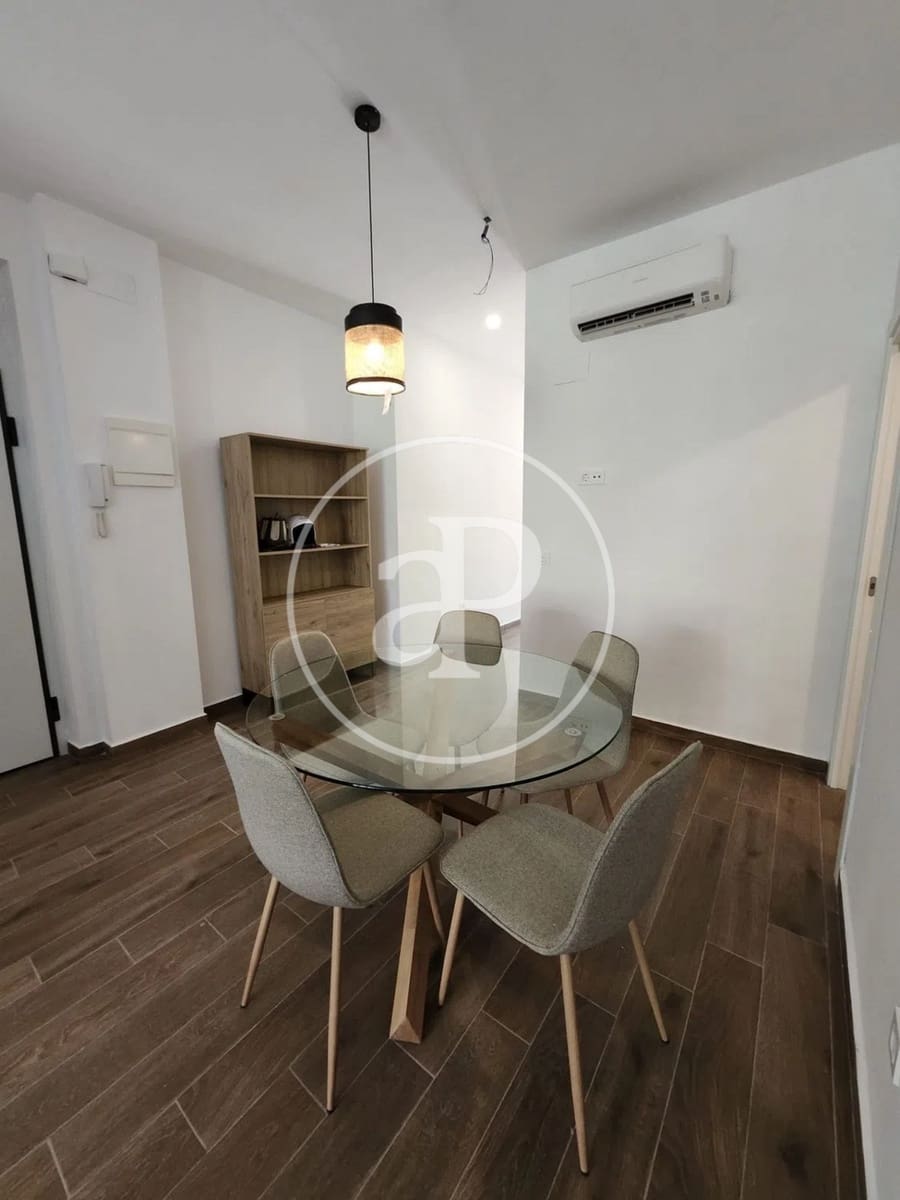 5 soverom Leilighet til leie i Valencia by - € 2 375 (Ref: 9085526)