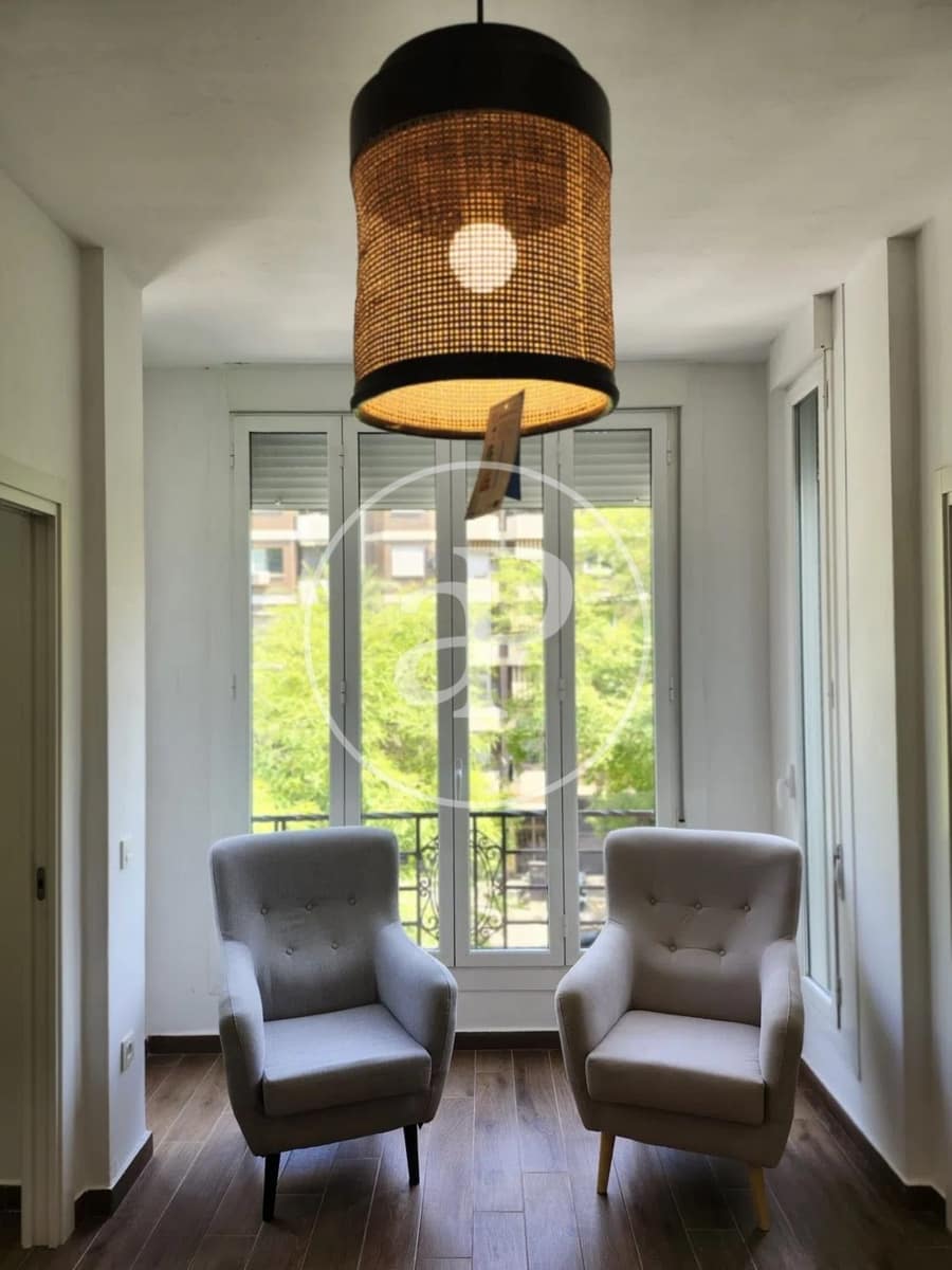 5 soverom Leilighet til leie i Valencia by - € 2 375 (Ref: 9085526)