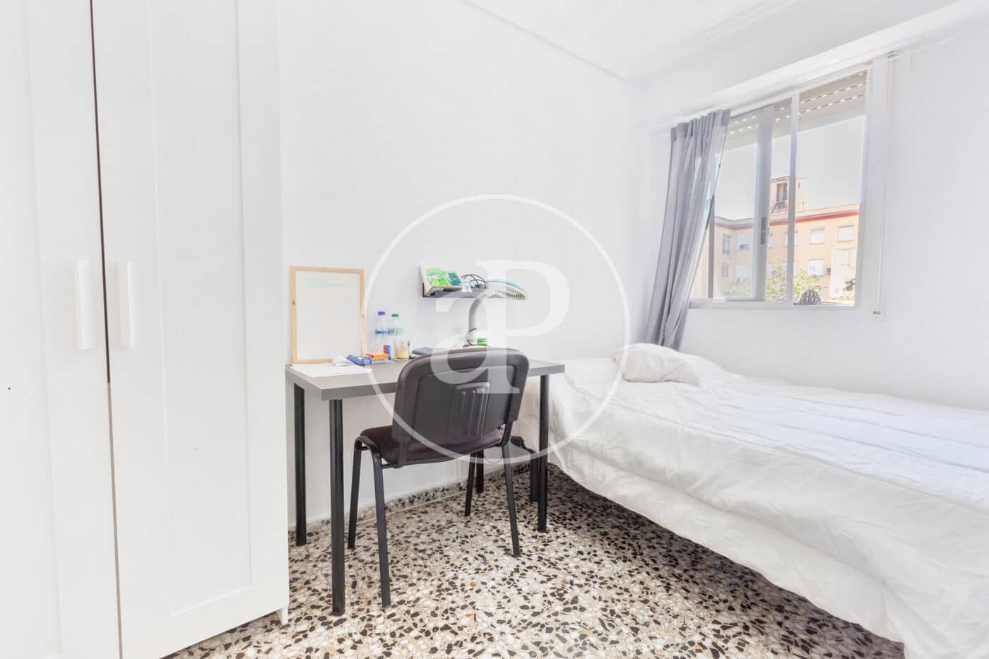 3 bedroom Apartment for rent in Valencia city - € 1,350 (Ref: 9085528)