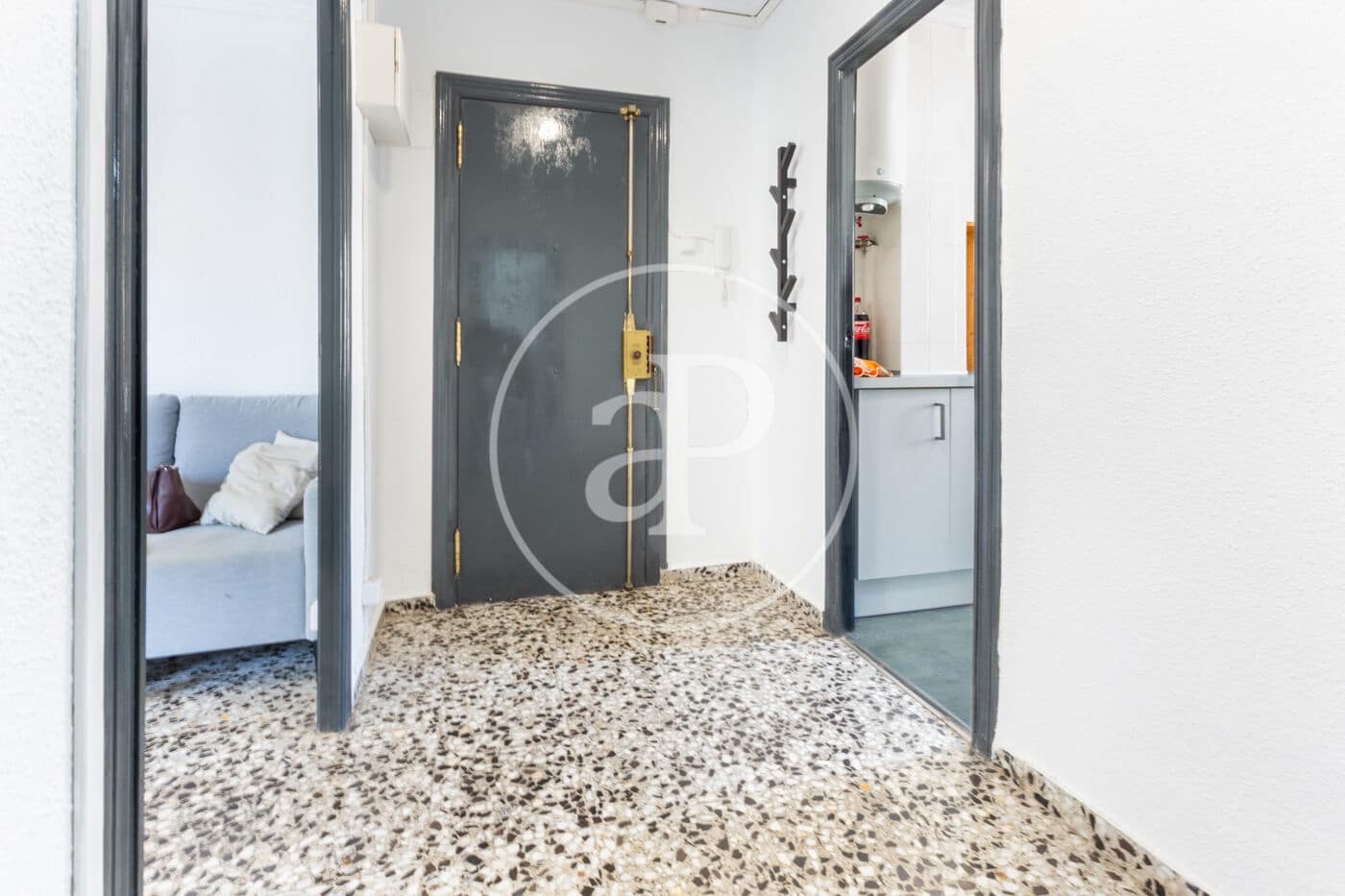 3 bedroom Apartment for rent in Valencia city - € 1,350 (Ref: 9085528)