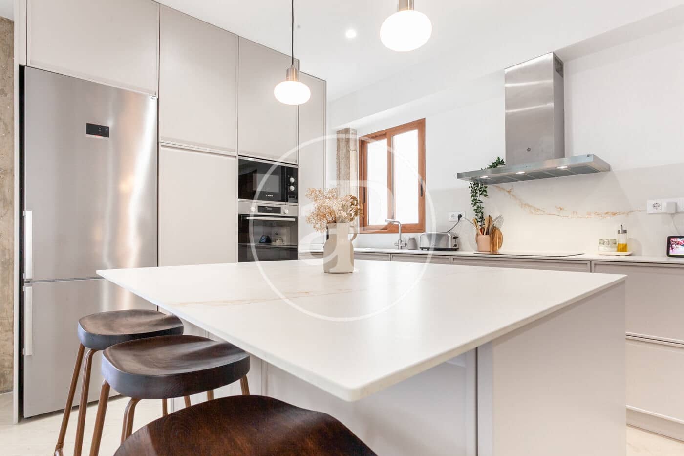 4 sypialnia Apartament do wynajęcia w Miasto Walencja - 2 490 € (Ref: 9091869)