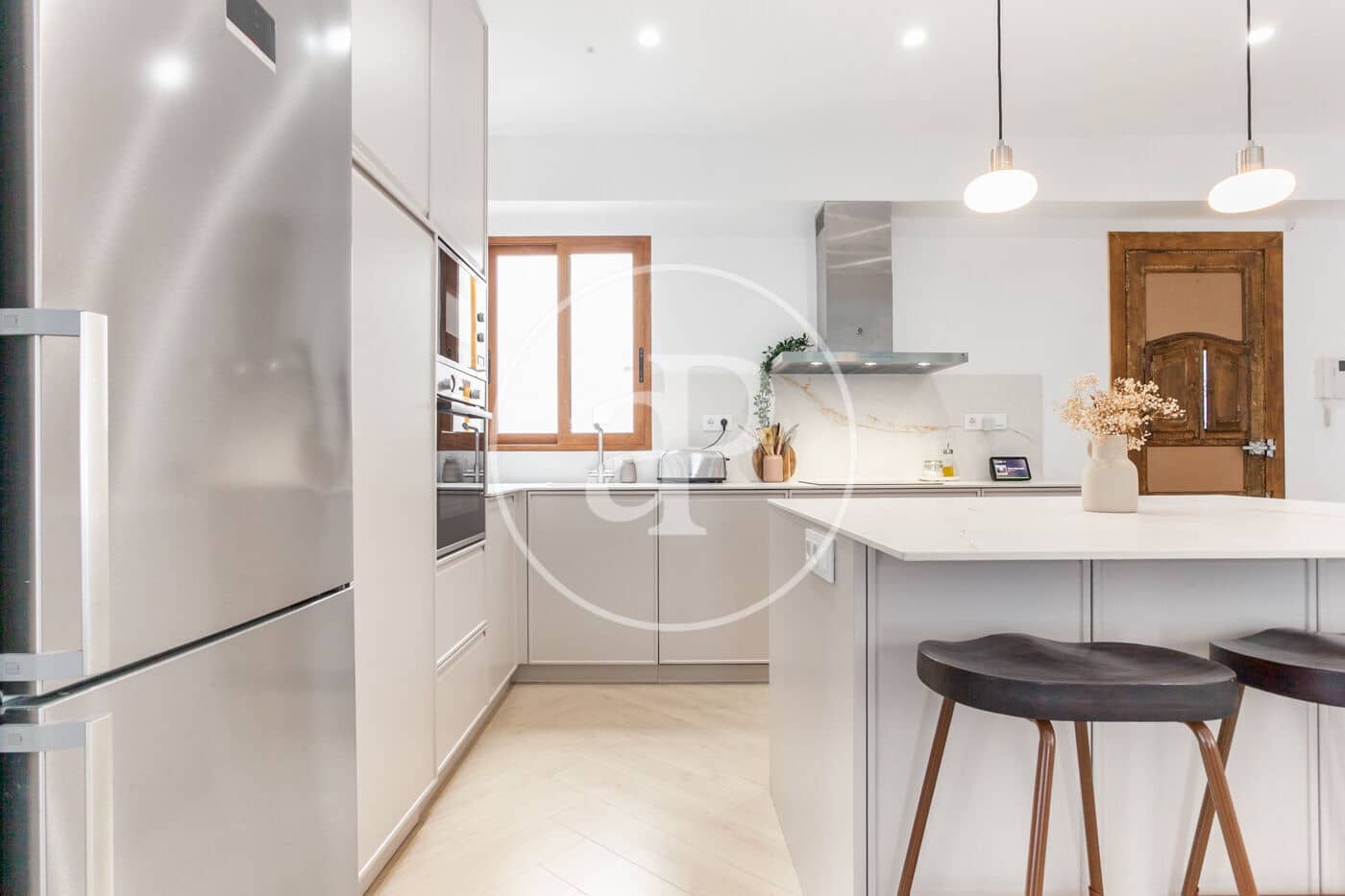 4 sypialnia Apartament do wynajęcia w Miasto Walencja - 2 490 € (Ref: 9091869)