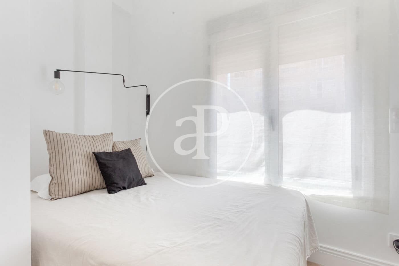 4 sypialnia Apartament do wynajęcia w Miasto Walencja - 2 490 € (Ref: 9091869)