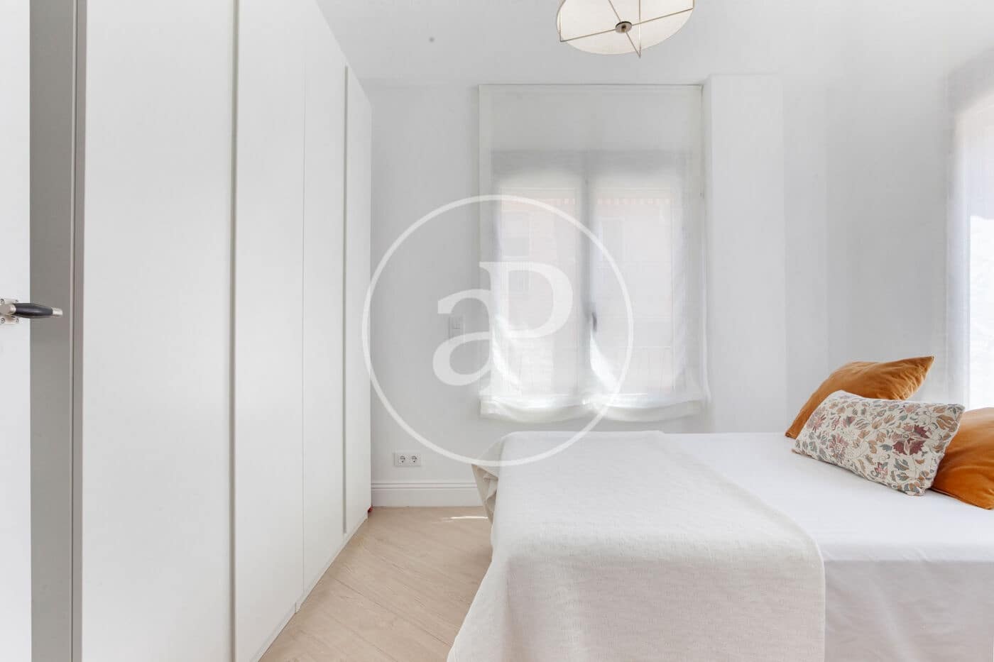 4 sypialnia Apartament do wynajęcia w Miasto Walencja - 2 490 € (Ref: 9091869)