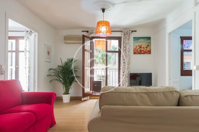 3 soveværelse Lejlighed til leje i El Carme, Valencia by - € 2.000 (Ref: 9099344)