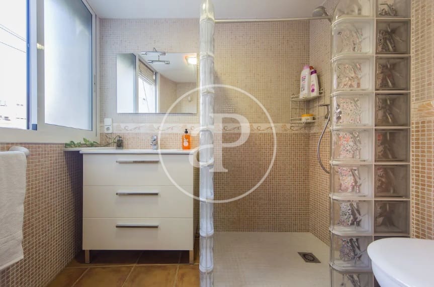 3 soveværelse Lejlighed til leje i Valencia by - € 2.000 (Ref: 9099344)