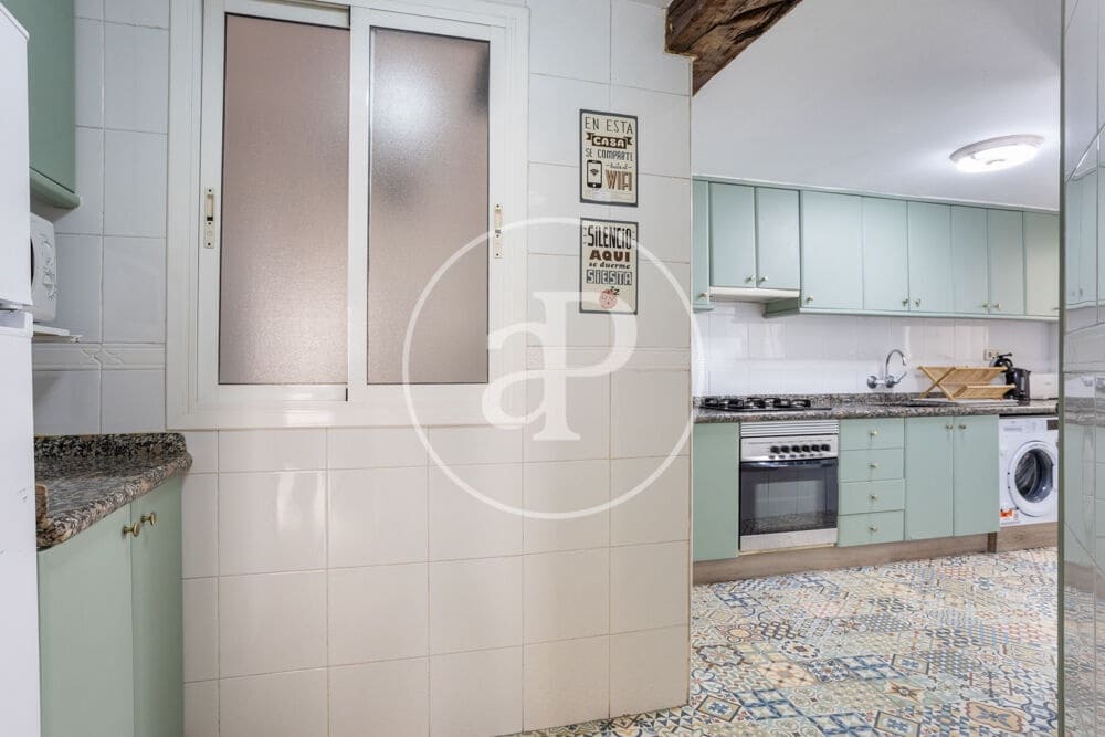 3 bedroom Apartment for rent in Valencia city - € 1,800 (Ref: 9099344)