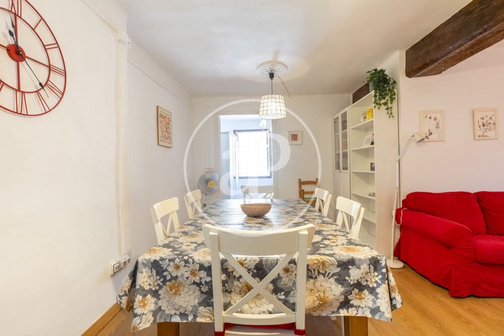 3 bedroom Apartment for rent in Valencia city - € 1,800 (Ref: 9099344)