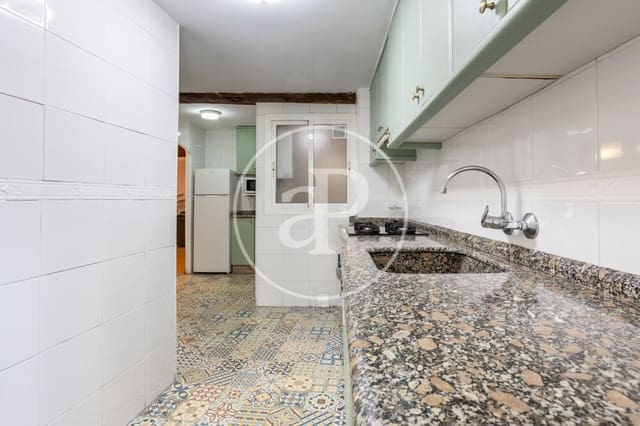 3 sovrum Lägenhet att hyra i El Carme, Valencia stad - 1 800 € (Ref: 9099344)