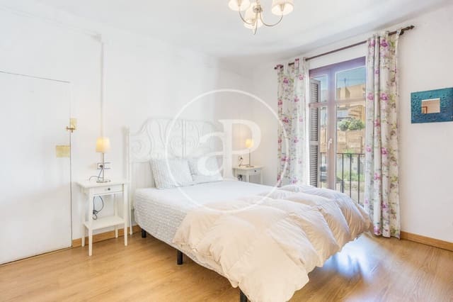 3 sovrum Lägenhet att hyra i El Carme, Valencia stad - 1 800 € (Ref: 9099344)