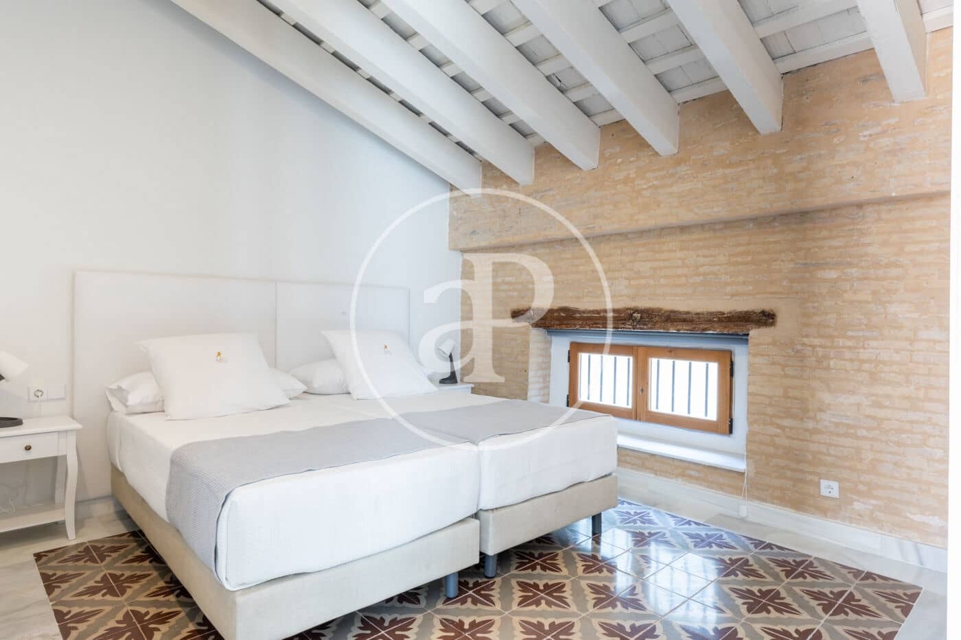 2 quarto Penthouse para arrendar em Valencia cidade - 3 500 € (Ref: 9099346)