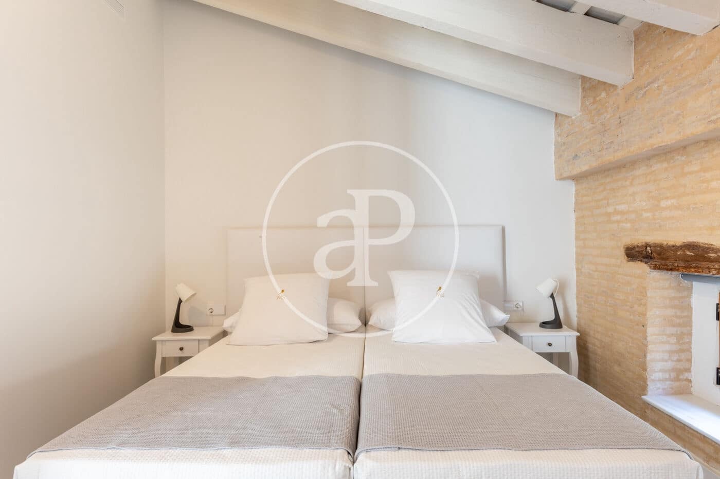 2 quarto Penthouse para arrendar em Valencia cidade - 3 500 € (Ref: 9099346)