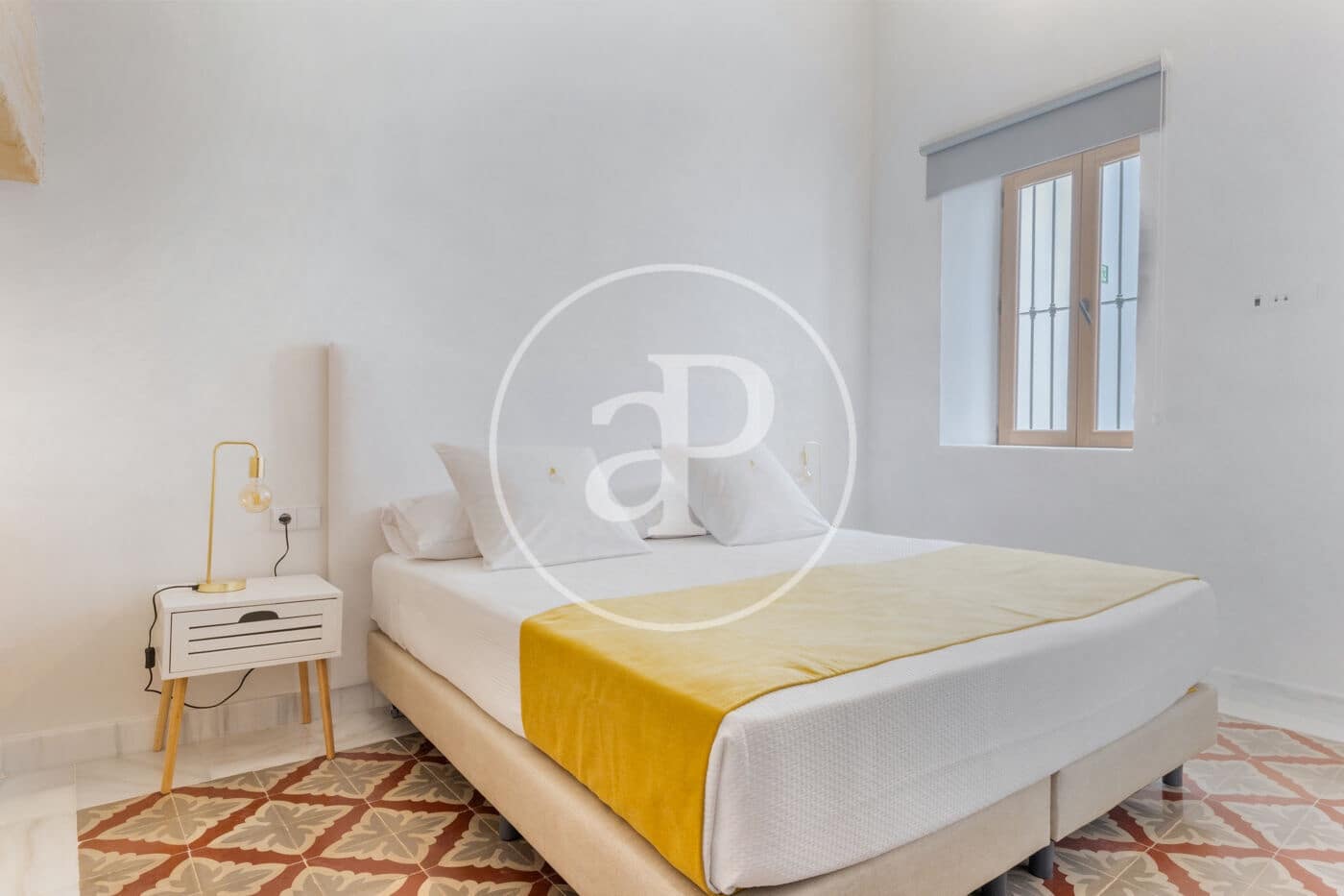 2 quarto Penthouse para arrendar em Valencia cidade - 3 500 € (Ref: 9099346)