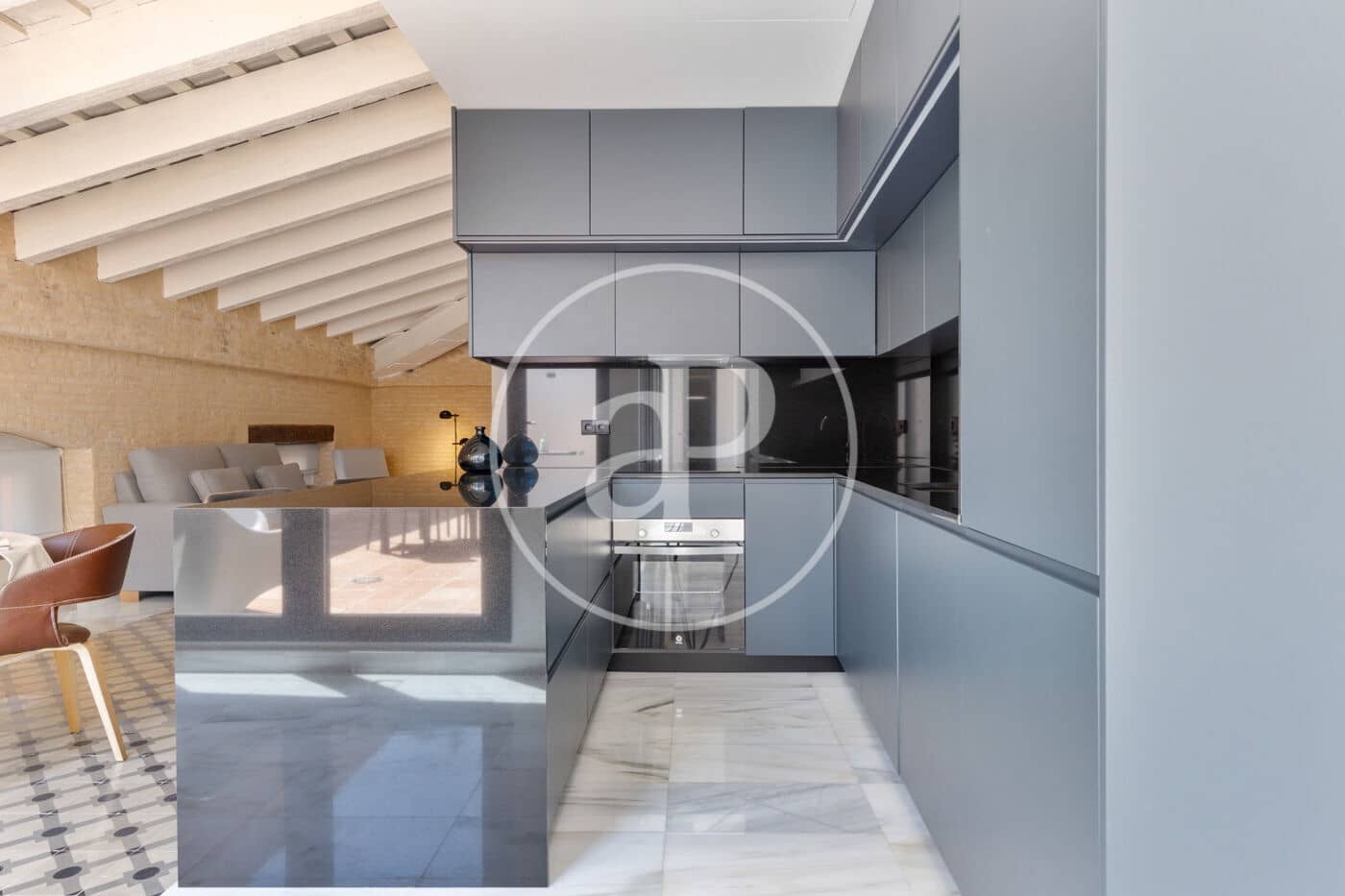 2 quarto Penthouse para arrendar em Valencia cidade - 3 500 € (Ref: 9099346)