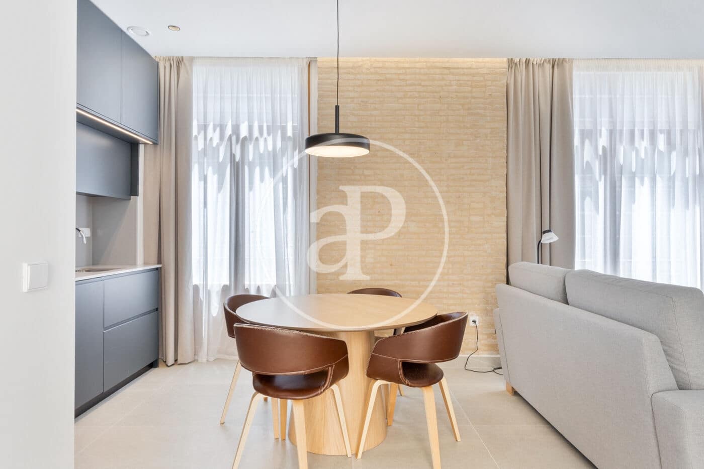 2 sypialnia Apartament do wynajęcia w Miasto Walencja - 2 450 € (Ref: 9099347)