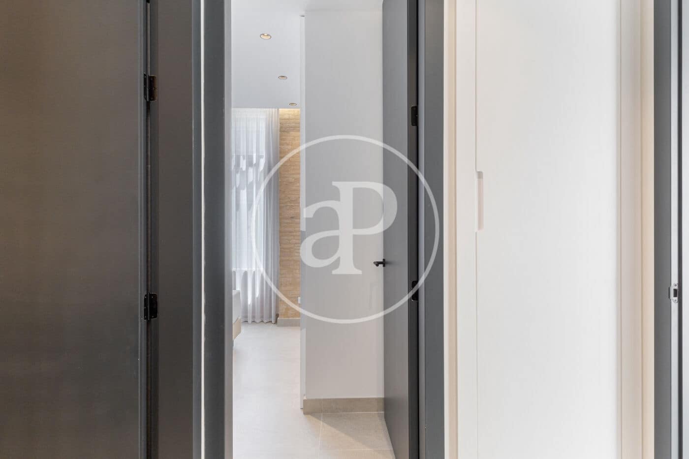 2 sypialnia Apartament do wynajęcia w Miasto Walencja - 2 450 € (Ref: 9099347)