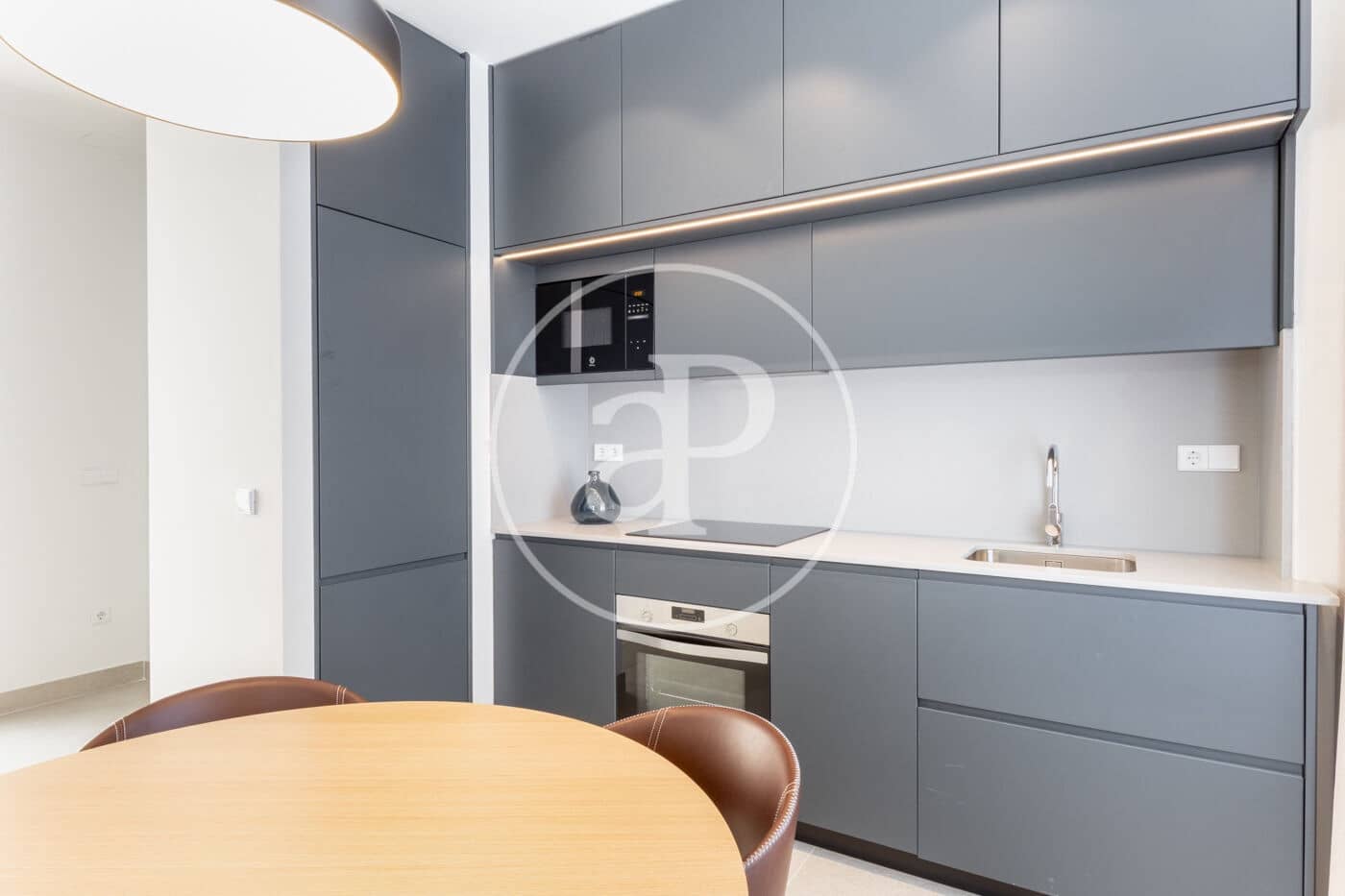 2 sypialnia Apartament do wynajęcia w Miasto Walencja - 2 450 € (Ref: 9099347)