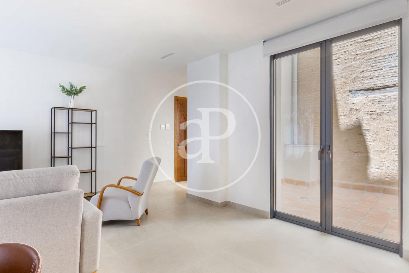 2 bedroom Apartment for rent in Valencia city - € 2,450 (Ref: 9099349)
